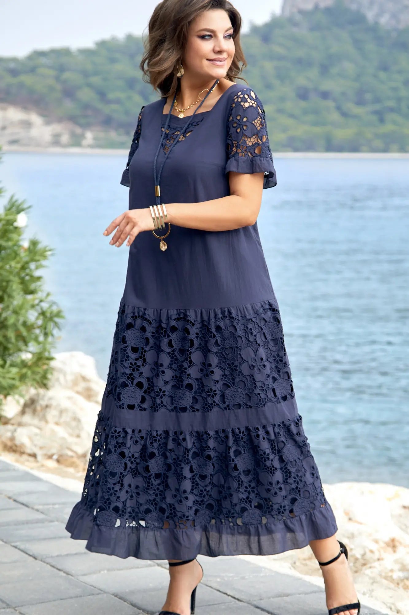 Serène | Navy Blue Lace Maxi Dress