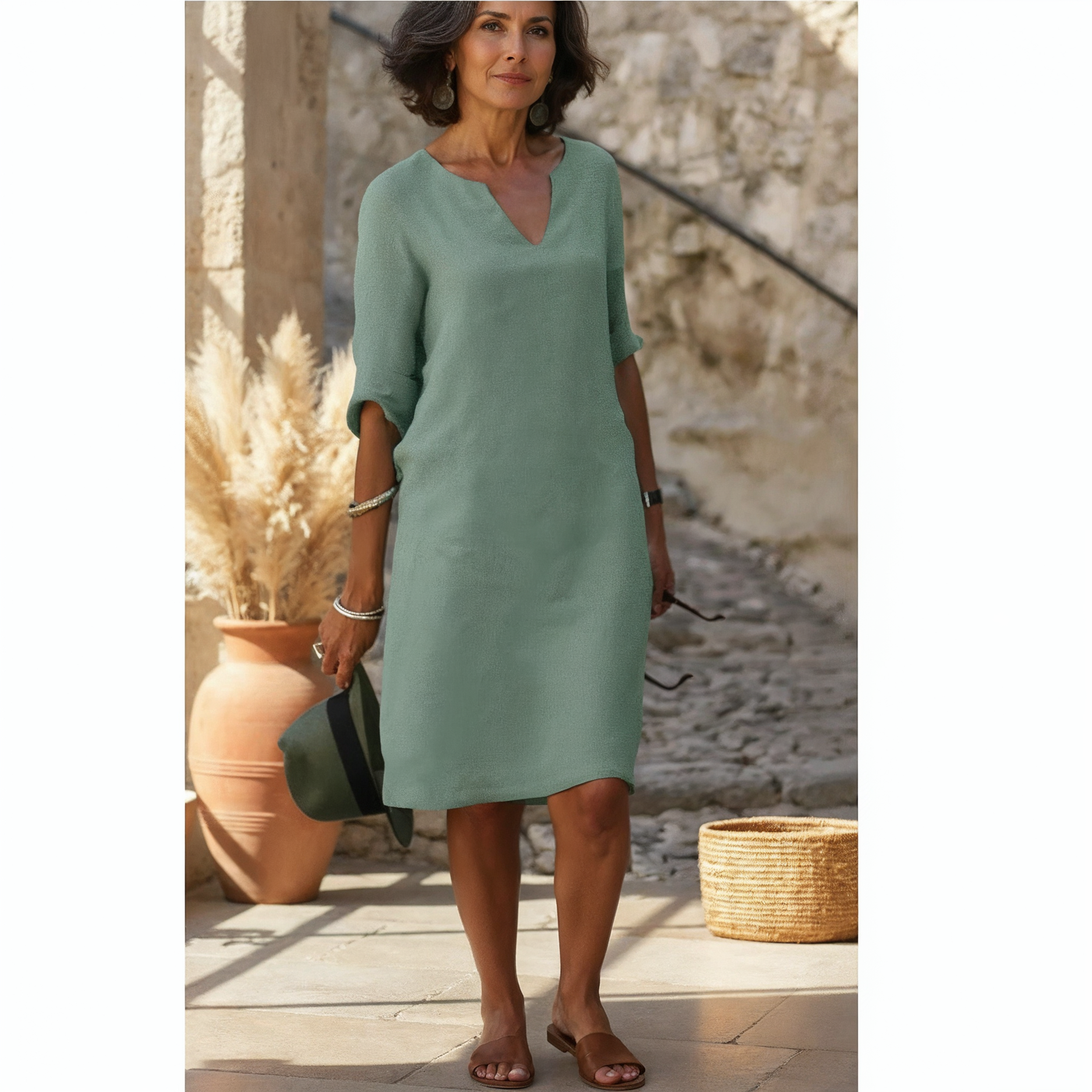 Faeira - Relaxed V-Neck Dress